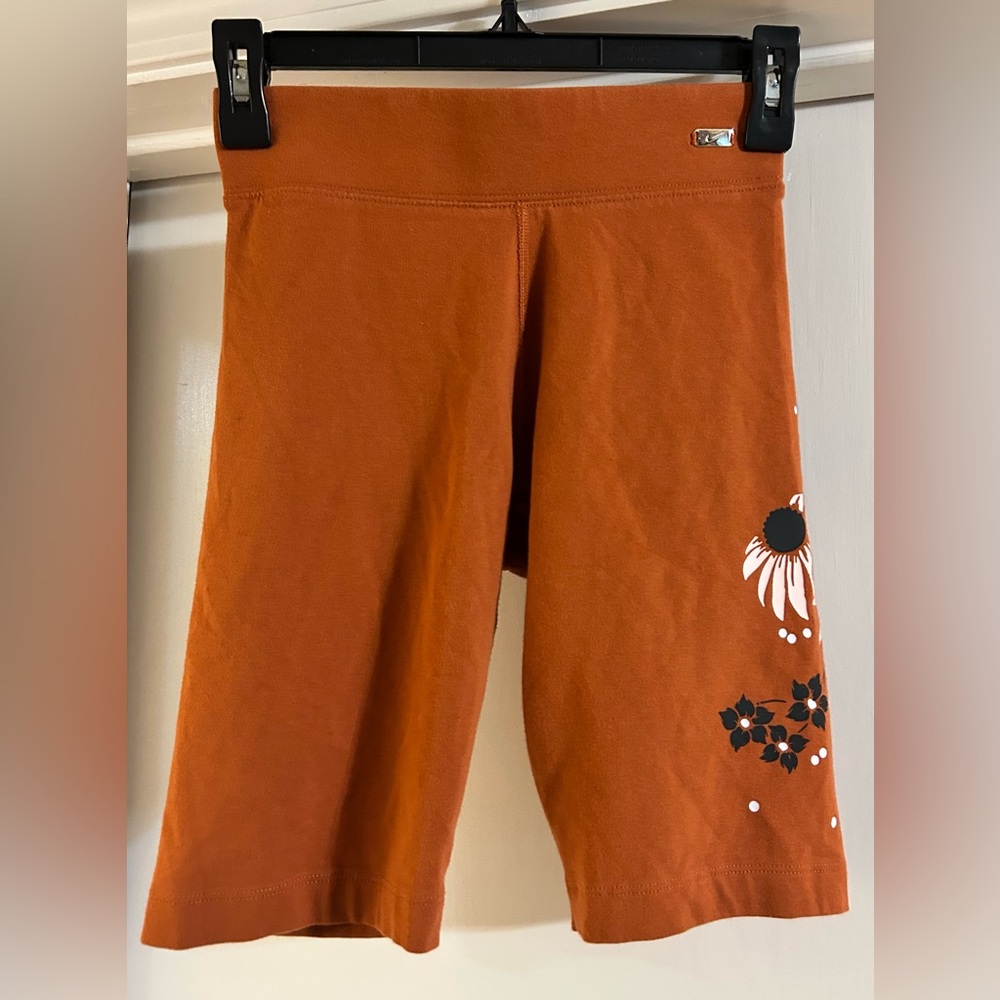 Nike women's mid-rise bike shorts